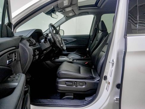 Used 2023 Honda Ridgeline RTL-E image 19