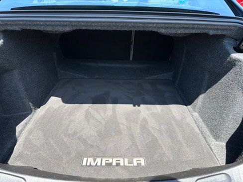 Used 2018 Chevrolet Impala LT w/ Sunroof and Spoiler Package FWD image 8