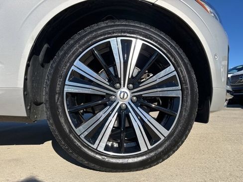 Certified 2023 Volvo XC60 B5 Plus image 11