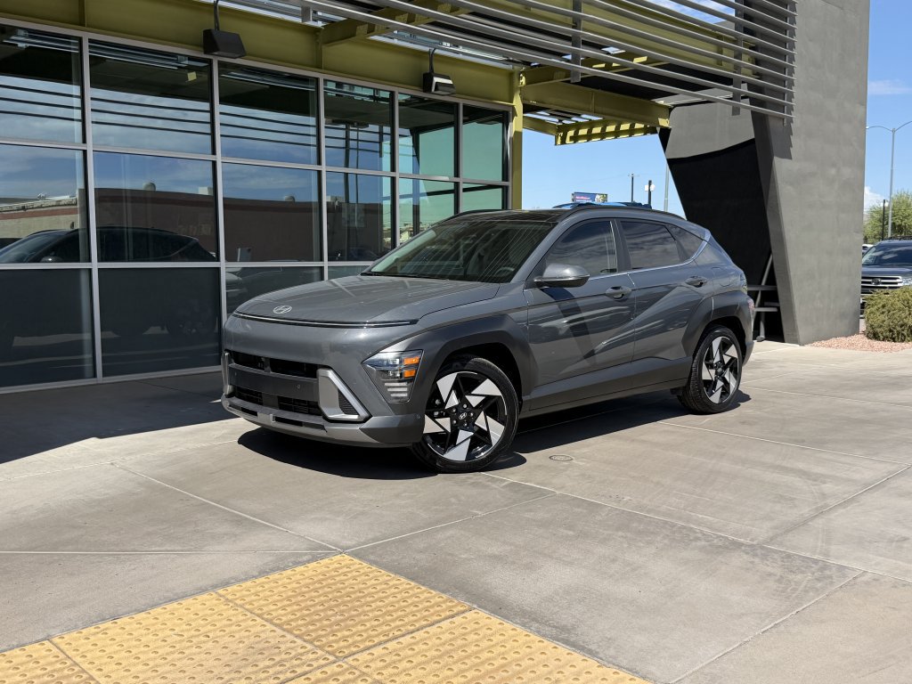 Used 2024 Hyundai Kona Limited FWD image 1