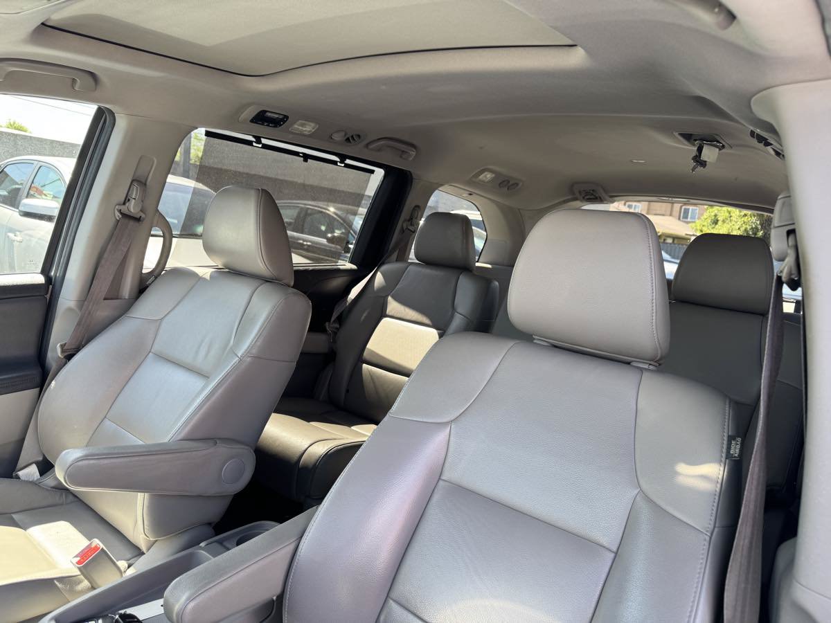 Used 2014 Honda Odyssey EX-L image 43