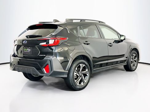 Used 2024 Subaru Crosstrek 2.0i Premium image 9