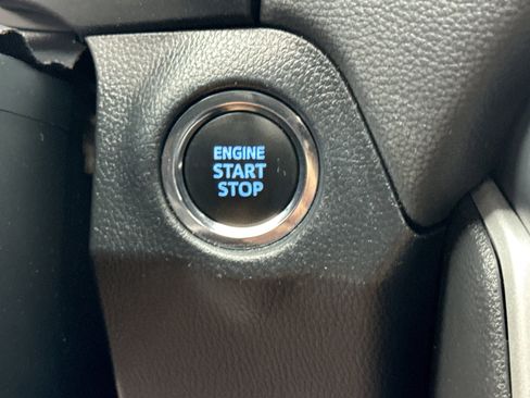 Used 2022 Toyota RAV4 XLE image 20