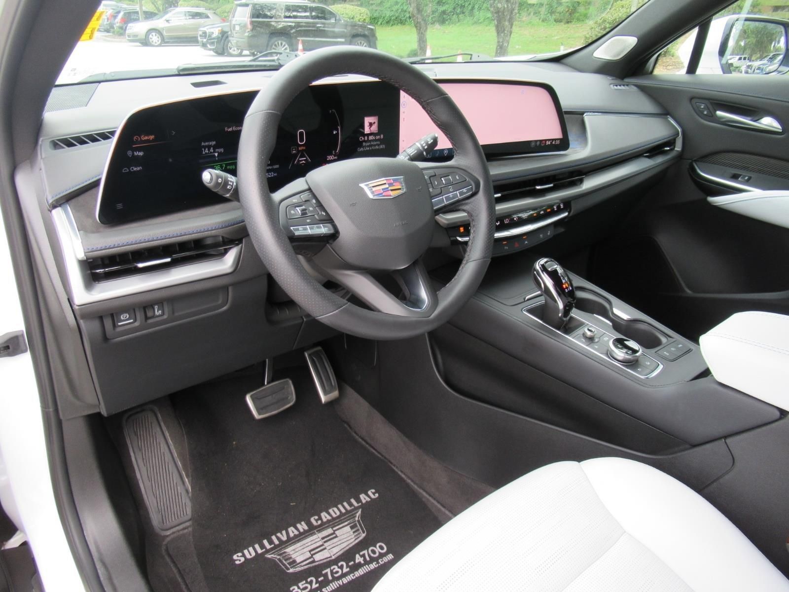 Certified 2025 Cadillac XT4 Sport AWD/4WD image 19