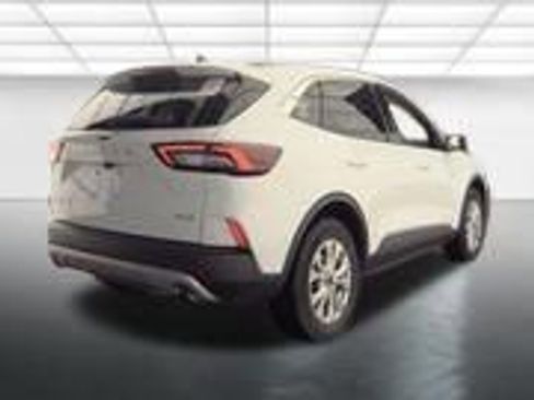 Used 2023 Ford Escape Active w/ Tech Pack #2 AWD/4WD image 11