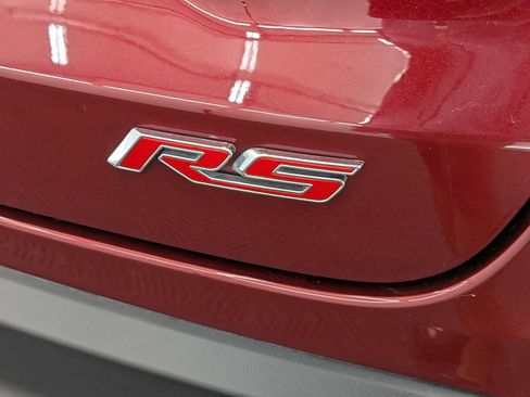 Used 2025 Chevrolet Trax RS w/ Sunroof Package FWD image 12
