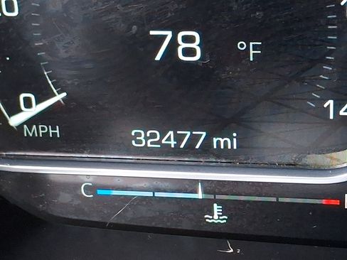 Used 2023 GMC Yukon XL SLT w/ SLT Luxury Package AWD/4WD image 23