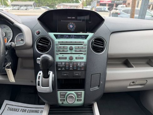 Used 2011 Honda Pilot Touring image 37