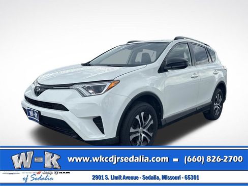Used 2017 Toyota RAV4 LE AWD/4WD image 13