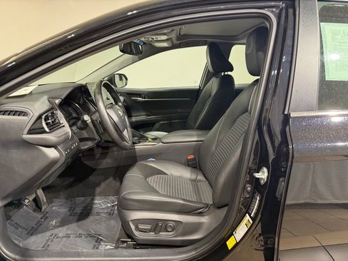 Certified 2023 Toyota Camry SE w/ Cold Weather Package FWD image 12