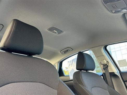 Used 2023 Kia Forte LXS w/ LXS Technology Package image 16