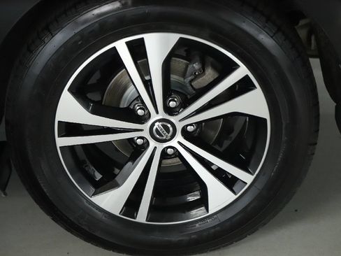 Used 2023 Nissan Sentra SV w/ All-Weather Package FWD image 39