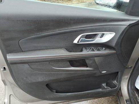 Used 2012 Chevrolet Equinox LTZ image 12