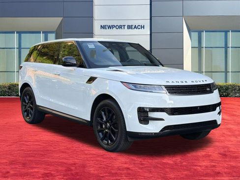 Used 2024 Land Rover Range Rover Sport SE AWD/4WD image 8