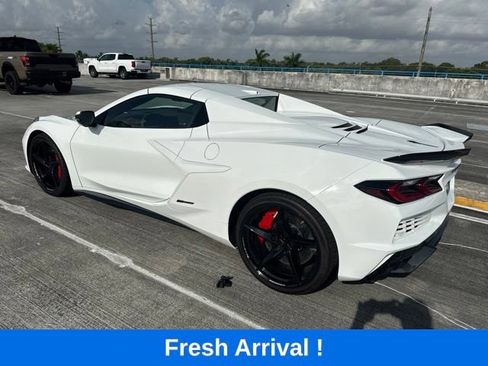 Used 2025 Chevrolet Corvette E-Ray AWD/4WD image 15