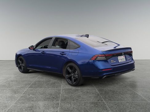 Used 2024 Honda Accord Sport image 3