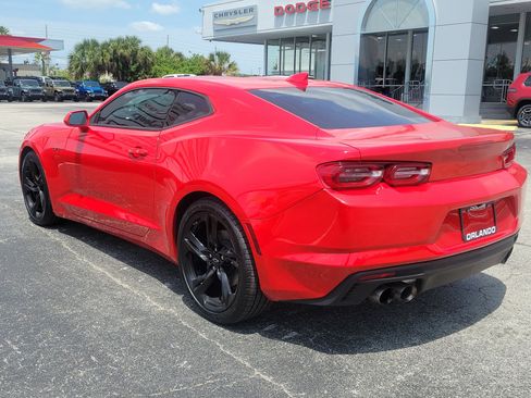 Used 2023 Chevrolet Camaro LT RWD image 5