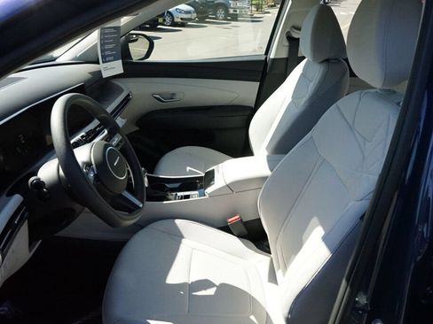 Used 2025 Hyundai Tucson SE FWD image 17