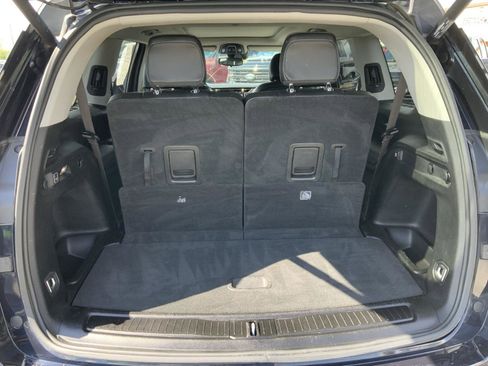 Used 2023 Jeep Grand Cherokee L Limited AWD/4WD image 11