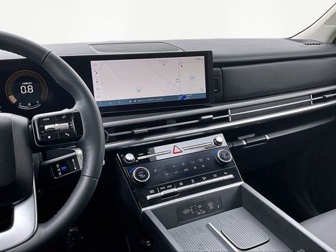 Used 2025 Hyundai Santa Fe XRT image 6