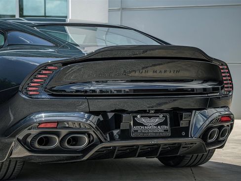 New 2025 Aston Martin Vanquish Coupe image 8