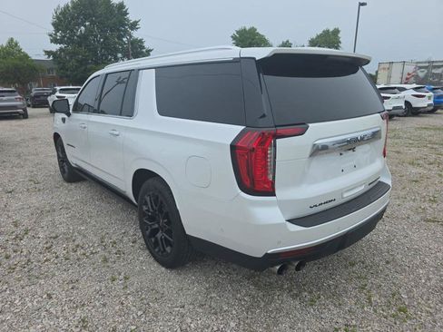 Used 2023 GMC Yukon XL Denali w/ Denali Reserve Package AWD/4WD image 4