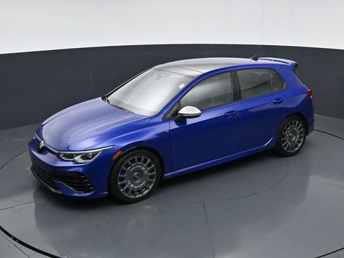 Used 2024 Volkswagen Golf R AWD/4WD image 37