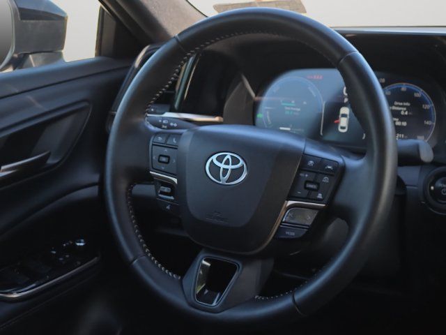 Certified 2026 Toyota Crown AWD/4WD image 18