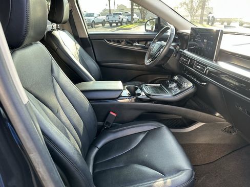 Used 2021 Lincoln Nautilus FWD image 22