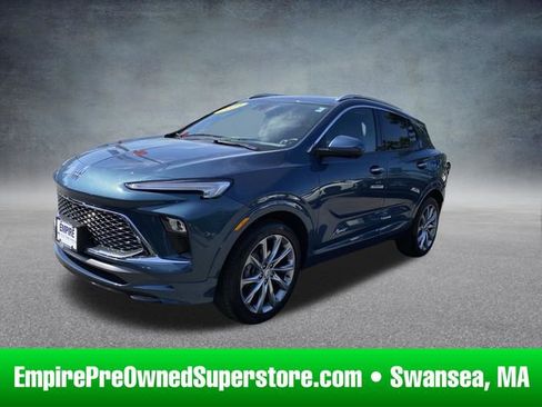 Used 2024 Buick Encore GX Avenir w/ Avenir Technology Package FWD image 1