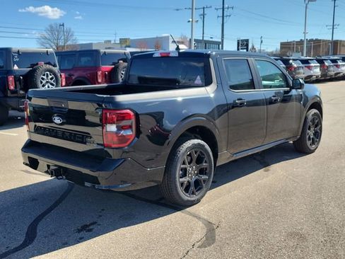 New 2026 Ford Maverick Lobo image 4