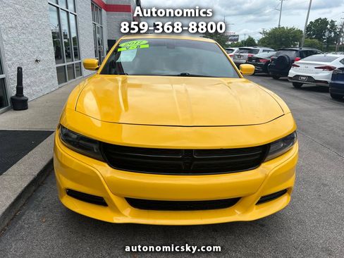 Used 2017 Dodge Charger R/T w/ Plus Group image 1