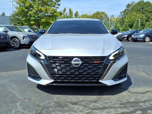 New 2025 Nissan Altima 2.5 SR w/ SR Premium Package image 2