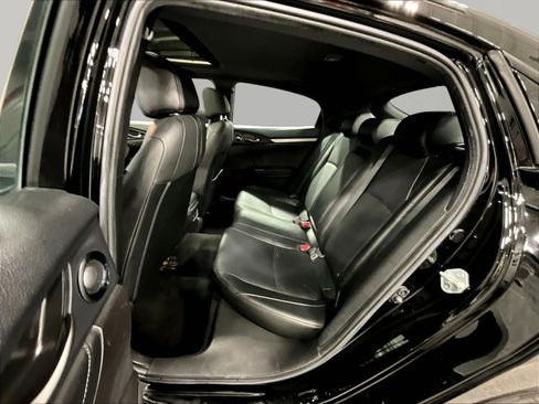 Used 2019 Honda Civic Sport Touring image 21