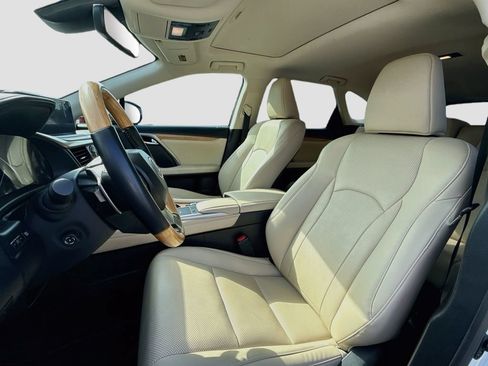 Used 2021 Lexus RX 350L FWD w/ Premium Package image 12