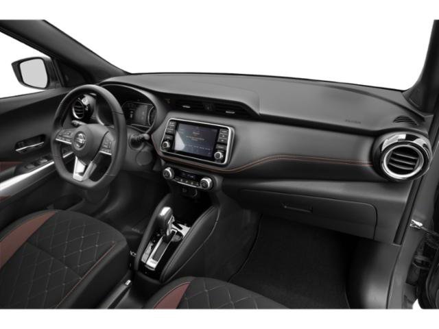 Used 2019 Nissan Kicks SR w/ SR Premium Package FWD image 18