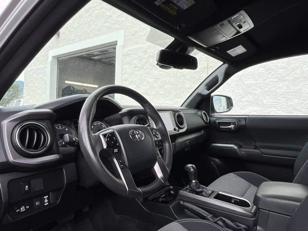 Used 2023 Toyota Tacoma TRD Sport AWD/4WD image 9