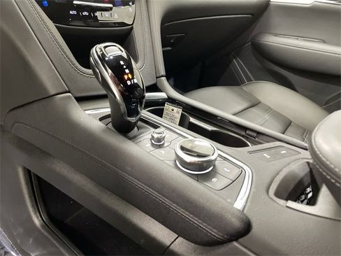 Certified 2025 Cadillac XT6 Sport w/ Platinum Package image 23