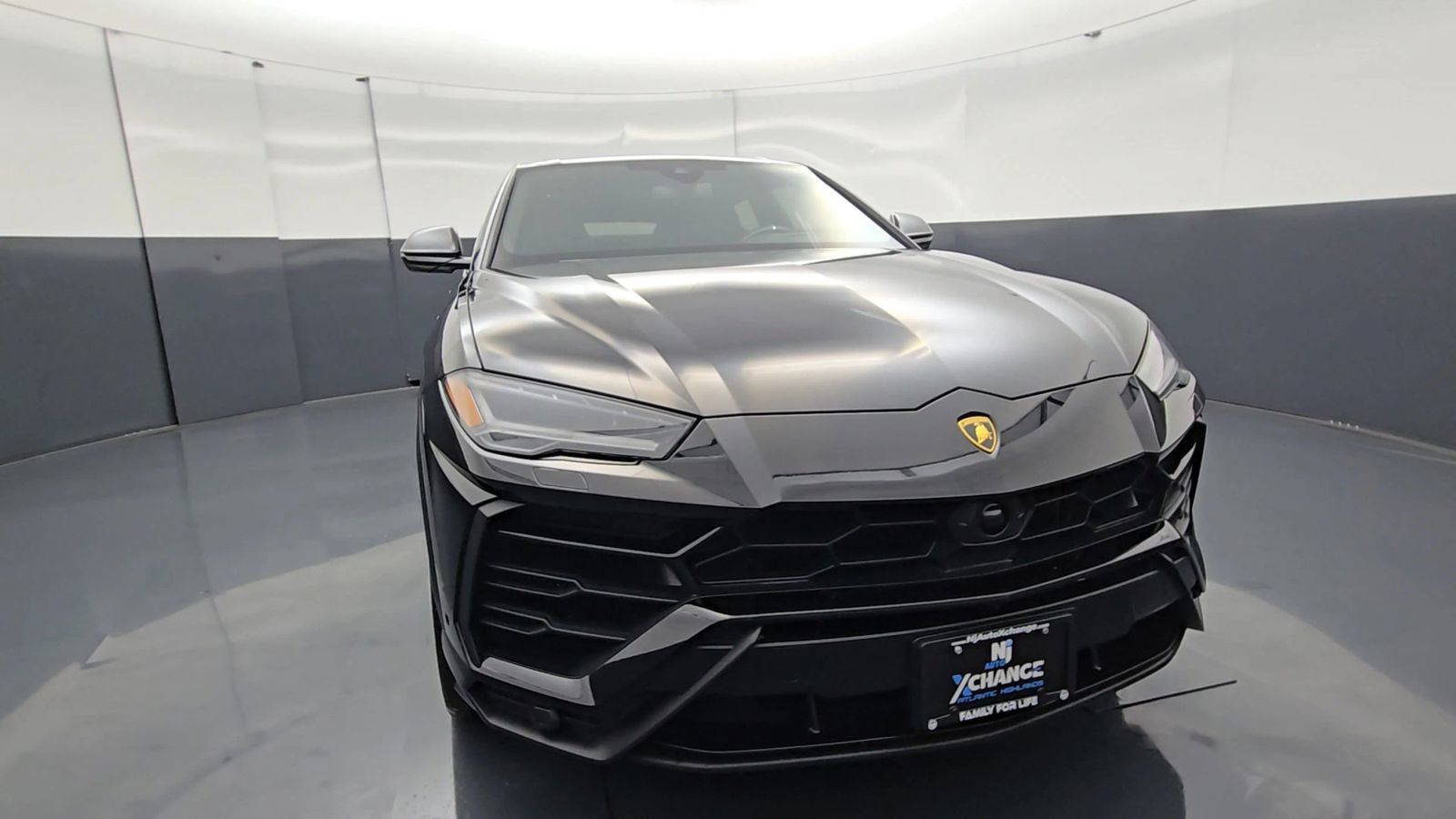 Used 2022 Lamborghini Urus AWD/4WD image 74