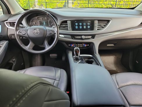 Used 2019 Buick Enclave Premium FWD image 15