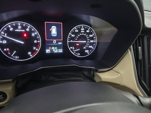 Used 2023 Subaru Outback Limited image 20