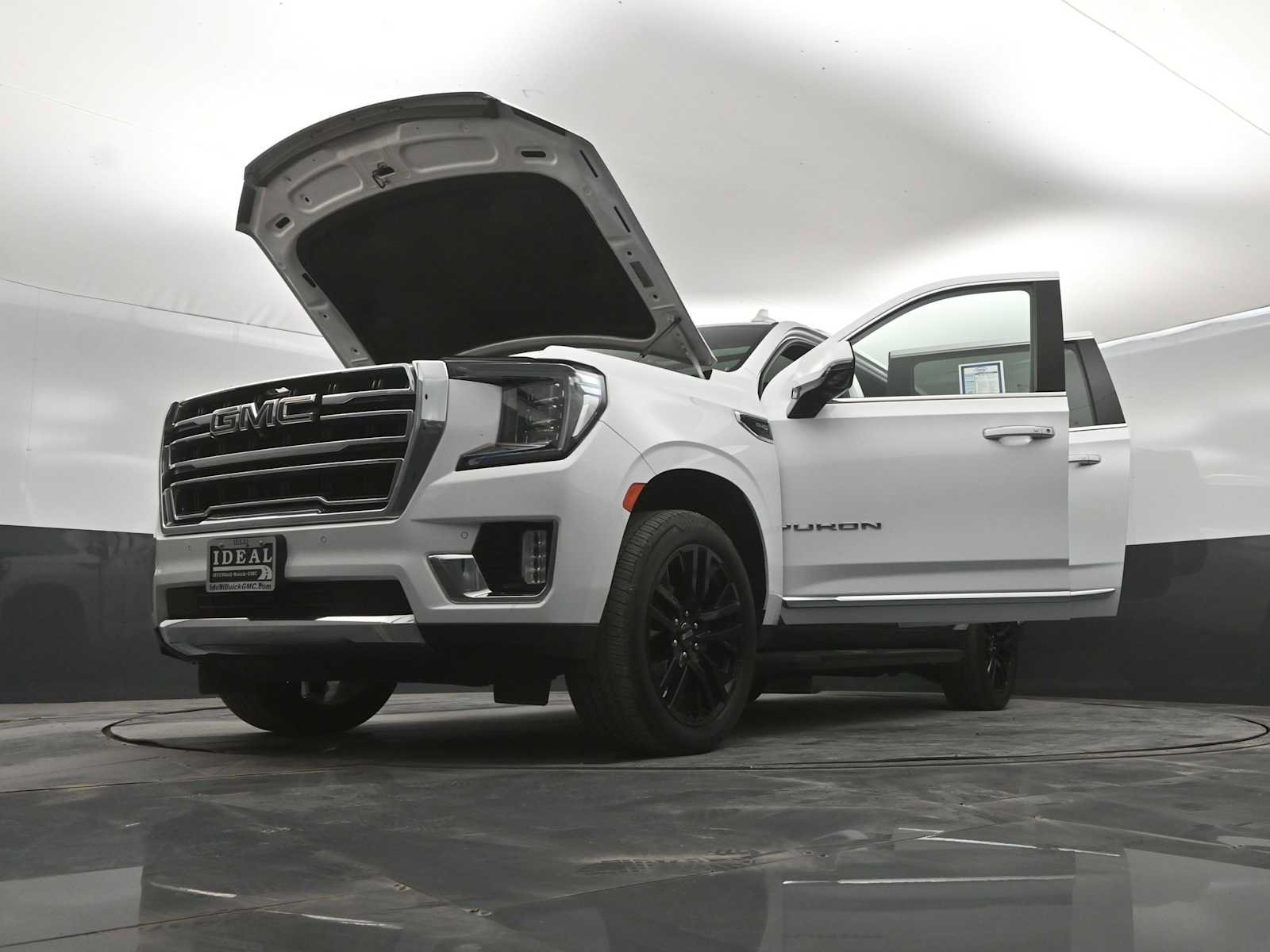 Used 2022 GMC Yukon XL SLT w/ SLT Premium Package AWD/4WD image 48