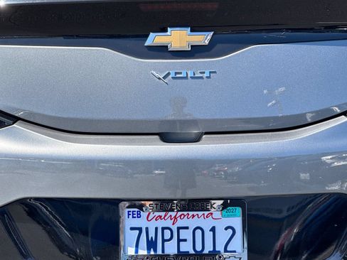 Used 2017 Chevrolet Volt LT FWD image 45
