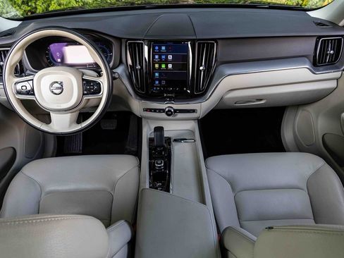 Used 2023 Volvo XC60 T8 Core image 20