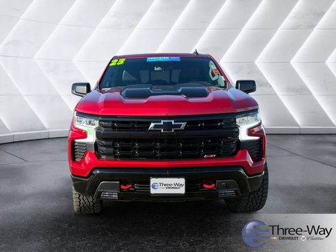 Used 2023 Chevrolet Silverado 1500 LT Trail Boss w/ Convenience Package II image 8