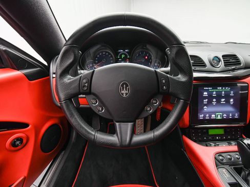 Used 2018 Maserati GranTurismo Sport image 13