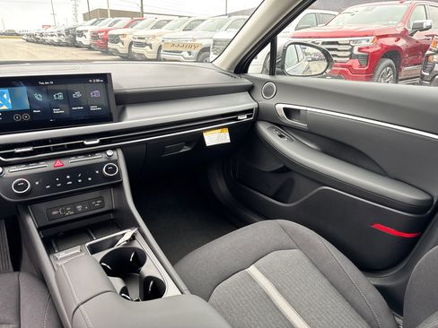 New 2026 Hyundai Sonata SEL image 18