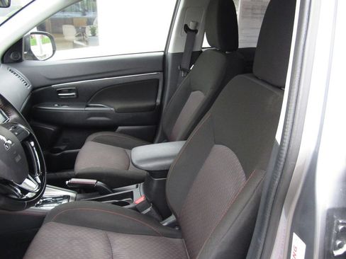 Used 2018 Mitsubishi Outlander Sport LE AWD/4WD image 20