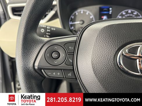 Used 2025 Toyota Corolla LE FWD image 26