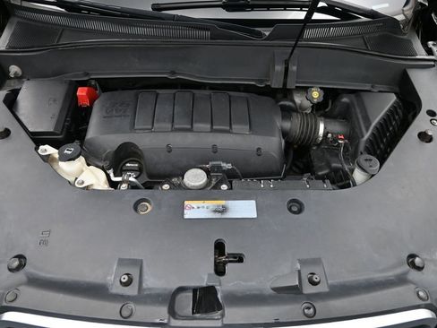 Used 2017 GMC Acadia Limited SLT image 24